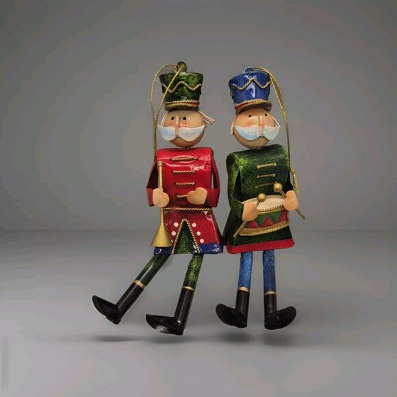 Set Of 2 Tall Metal Dangling Legs Toy Soldiers Christmas Tree Ornaments - Picture 1 of 7